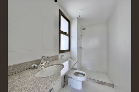 Apartamento à venda com 121m², 3 quartos e 2 vagasSuíte - Banheiro