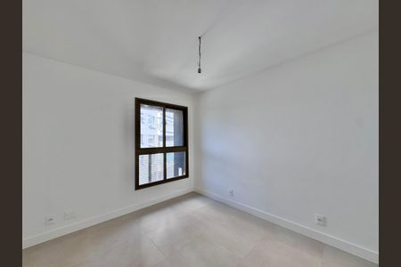 Apartamento à venda com 121m², 3 quartos e 2 vagasQuarto 2