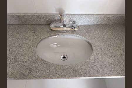 Apartamento à venda com 124m², 3 quartos e 1 vagaSuíte - Banheiro