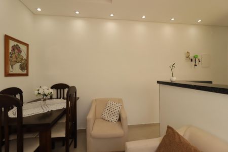 Sala de apartamento para alugar com 2 quartos, 69m² em Vila Junqueira, Santo André