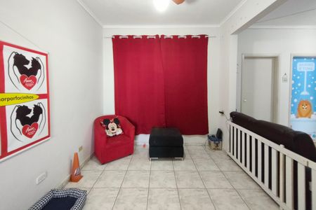 Casa à venda com 300m², 3 quartos e 4 vagasSala de TV