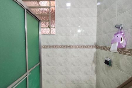 Casa à venda com 300m², 3 quartos e 4 vagasBanheiro