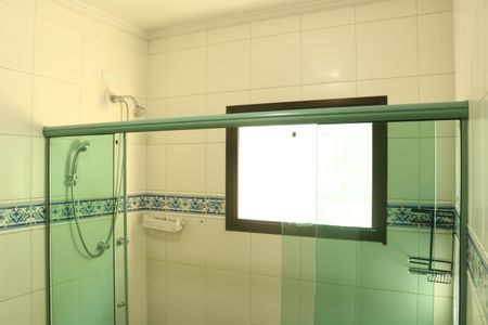 Casa à venda com 280m², 3 quartos e 2 vagasBanheiro 3