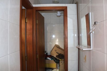 Casa à venda com 280m², 3 quartos e 2 vagasEdícula - Banheiro