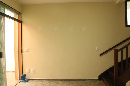 Casa à venda com 280m², 3 quartos e 2 vagasSala