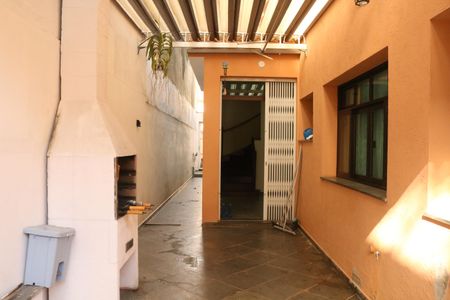 Casa à venda com 280m², 3 quartos e 2 vagasQuintal