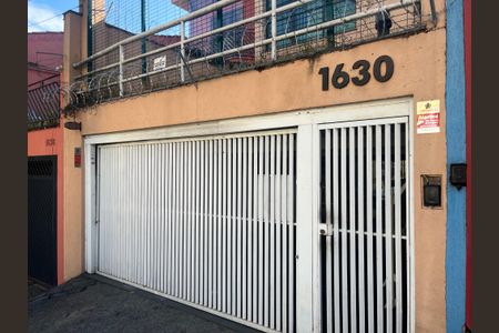 Casa à venda com 280m², 3 quartos e 2 vagasFachada