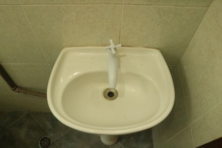 Casa à venda com 280m², 3 quartos e 2 vagasBanheiro 2