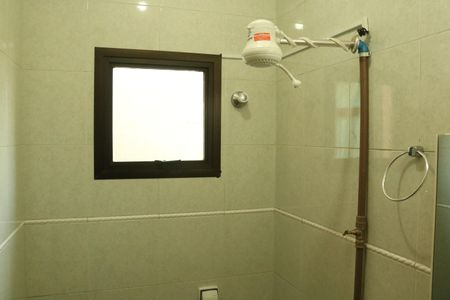 Casa à venda com 280m², 3 quartos e 2 vagasBanheiro 2