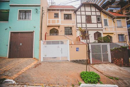 Casa à venda com 187m², 3 quartos e 3 vagasFachada