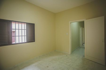 Casa à venda com 187m², 3 quartos e 3 vagasSuite