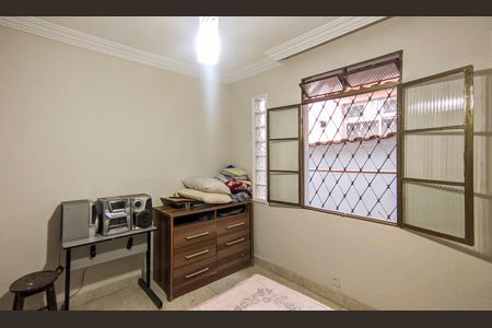 Casa à venda com 520m², 6 quartos e 5 vagasQuarto