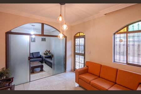 Casa à venda com 520m², 6 quartos e 5 vagasSala