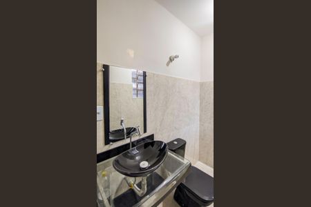 Casa à venda com 520m², 6 quartos e 5 vagasBanheiro