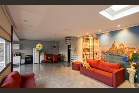 Casa à venda com 520m², 6 quartos e 5 vagasSala - 2º Andar