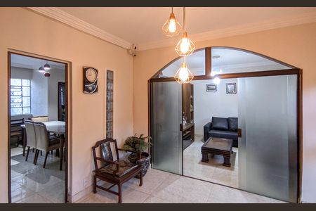 Casa à venda com 520m², 6 quartos e 5 vagasSala