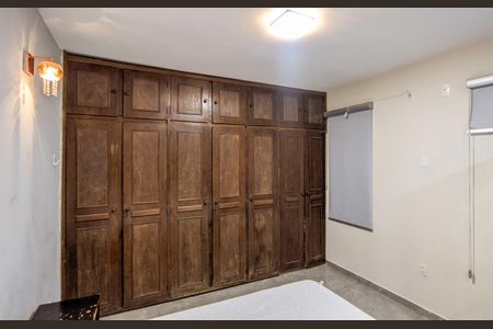 Casa à venda com 520m², 6 quartos e 5 vagasQuarto 2 - 2º Andar