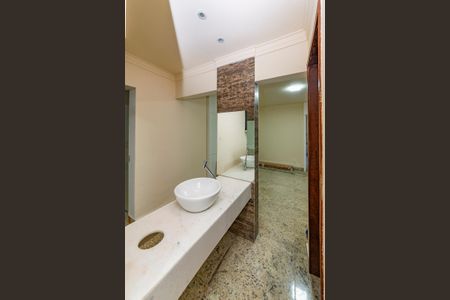 Apartamento para alugar com 160m², 2 quartos e 2 vagasBanheiro Social