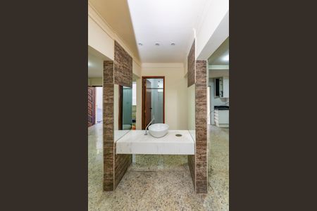 Apartamento para alugar com 160m², 2 quartos e 2 vagasBanheiro Social