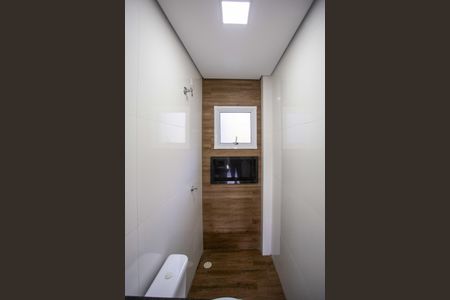 Casa para alugar com 130m², 2 quartos e 2 vagasBanheiro Social