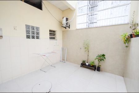 Casa à venda com 200m², 3 quartos e 1 vaga Casa à venda com 200m², 3 quartos e 1 vagaÁrea de Serviço