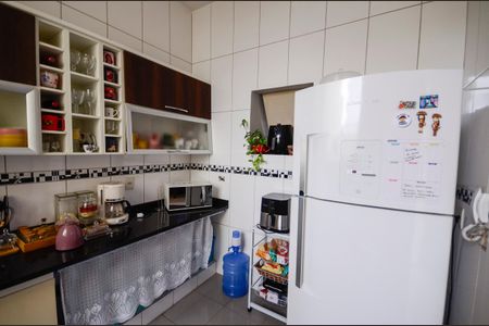 Casa à venda com 200m², 3 quartos e 1 vaga Casa à venda com 200m², 3 quartos e 1 vagaCozinha