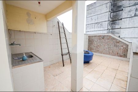 Casa à venda com 200m², 3 quartos e 1 vaga Casa à venda com 200m², 3 quartos e 1 vagaTerraço