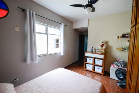 Casa à venda com 200m², 3 quartos e 1 vaga Casa à venda com 200m², 3 quartos e 1 vagaSuíte