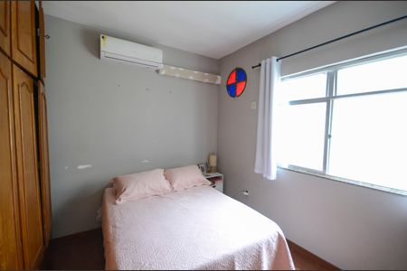 Casa à venda com 200m², 3 quartos e 1 vaga Casa à venda com 200m², 3 quartos e 1 vagaSuíte