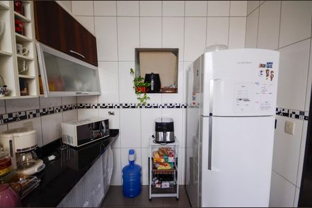 Casa à venda com 200m², 3 quartos e 1 vaga Casa à venda com 200m², 3 quartos e 1 vagaCozinha