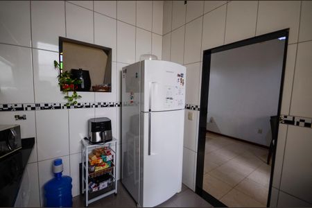 Casa à venda com 200m², 3 quartos e 1 vaga Casa à venda com 200m², 3 quartos e 1 vagaCozinha