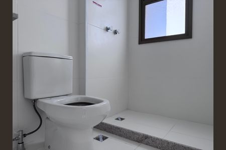 Apartamento à venda com 187m², 4 quartos e 3 vagasSuíte 1 - Banheiro