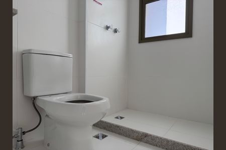 Apartamento à venda com 187m², 4 quartos e 3 vagasSuíte 2 - Banheiro
