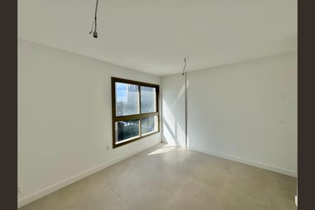 Apartamento à venda com 187m², 4 quartos e 3 vagasSuíte 1