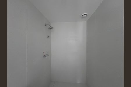 Apartamento à venda com 120m², 3 quartos e 2 vagas Apartamento à venda com 120m², 3 quartos e 2 vagasBanheiro Social