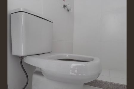 Apartamento à venda com 120m², 3 quartos e 2 vagas Apartamento à venda com 120m², 3 quartos e 2 vagasBanheiro Social