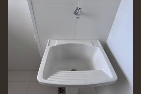 Apartamento à venda com 120m², 3 quartos e 2 vagas Apartamento à venda com 120m², 3 quartos e 2 vagasCozinha e Área de Serviço