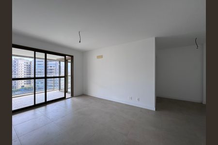 Apartamento à venda com 120m², 3 quartos e 2 vagas Apartamento à venda com 120m², 3 quartos e 2 vagasSala