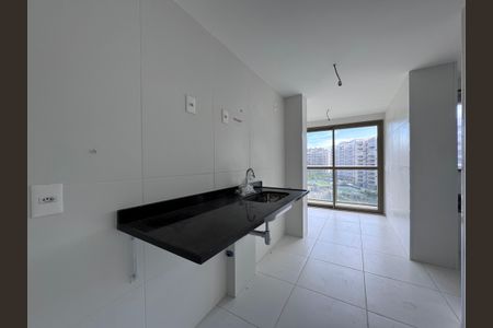 Apartamento à venda com 120m², 3 quartos e 2 vagas Apartamento à venda com 120m², 3 quartos e 2 vagasCozinha e Área de Serviço