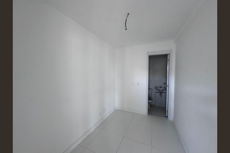 Apartamento à venda com 120m², 3 quartos e 2 vagas Apartamento à venda com 120m², 3 quartos e 2 vagasCozinha e Área de Serviço - Quarto