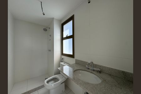 Apartamento à venda com 121m², 3 quartos e 2 vagasSuíte - Banheiro