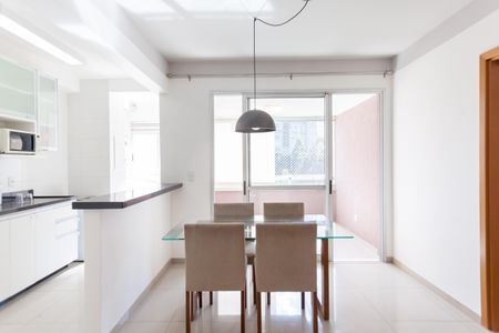 Apartamento para alugar com 76m², 2 quartos e 2 vagasSala de Jantar