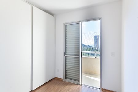 Apartamento para alugar com 76m², 2 quartos e 2 vagasQuarto 