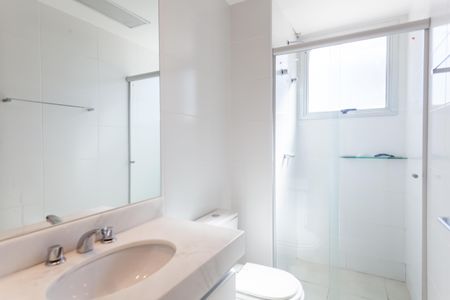 Apartamento para alugar com 76m², 2 quartos e 2 vagasBanheiro da Suíte