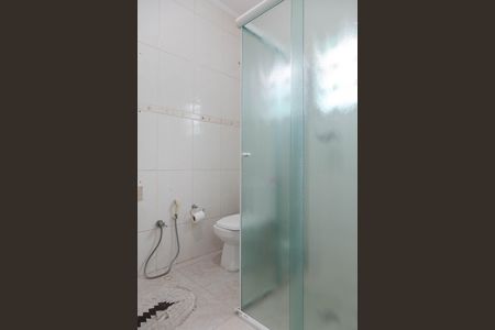 Casa à venda com 220m², 3 quartos e 4 vagas Casa à venda com 220m², 3 quartos e 4 vagasBanheiro da Suíte 2