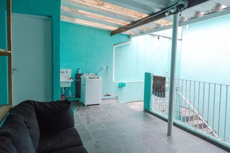 Casa à venda com 220m², 3 quartos e 4 vagas Casa à venda com 220m², 3 quartos e 4 vagasÁrea de Serviço e Área Gourmet