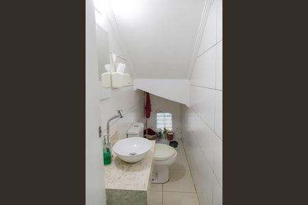 Casa à venda com 220m², 3 quartos e 4 vagas Casa à venda com 220m², 3 quartos e 4 vagasLavabo