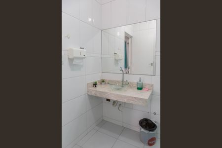 Casa à venda com 220m², 3 quartos e 4 vagas Casa à venda com 220m², 3 quartos e 4 vagasBanheiro da Suíte 1