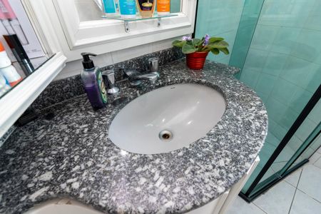 Apartamento à venda com 131m², 3 quartos e 2 vagasBanheiro da Suíte 3