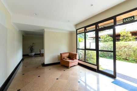 Apartamento à venda com 131m², 3 quartos e 2 vagasHall Social